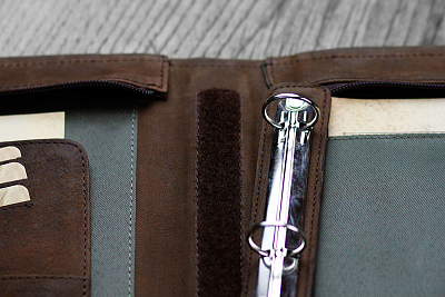 Папка для документов KLONDIKE «Ben», натуральная кожа в темно-коричневом цвете, 33 х 22,5 х 2,5 см