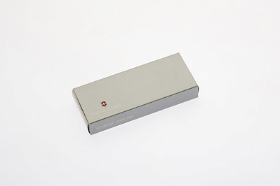 Коробка для ножей VICTORINOX 58 мм толщиной 1-2 уровня картонная серебристая