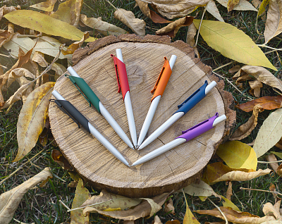 Ручка шариковая "Skil", покрытие soft touch, черный с серебристым