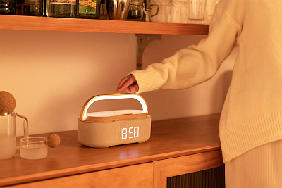 Bluetooth стерео-колонка "Smart Band" 10Вт (2х5Вт) с беспроводным (15W) ЗУ, лампой, часами, FM радио, бежевый