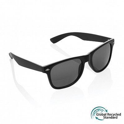 Солнцезащитные очки из переработанного пластика (сертификат GRS) (Черный;)