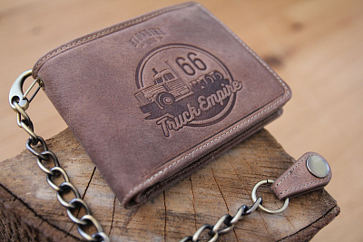 Бумажник KLONDIKE «Harry Truck», натуральная кожа в светло-коричневом цвете, 13 х 10 х 3 см