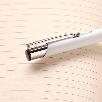 Шариковая ручка Альфа (Alpha), белая