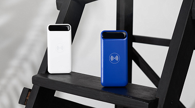 Беспроводное зарядное устройство "Quantum", 10000 mAh с цифровым индикатором заряда, белый