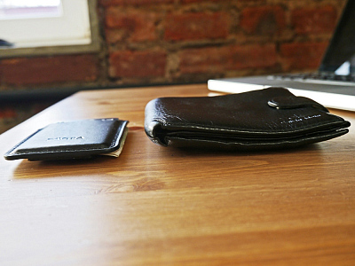 Минималистичный кошелек