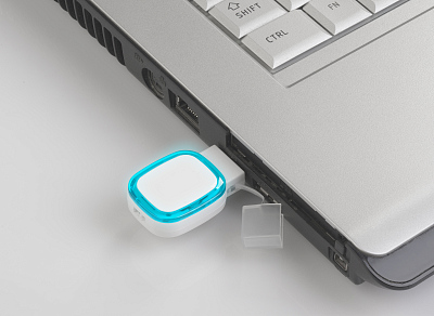 Флеш-карта 16 Гб с подсветкой логотипа, белый с бирюзовым