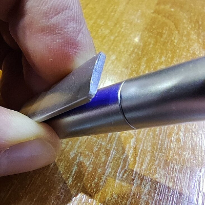 Ручка пластиковая шариковая Миллениум