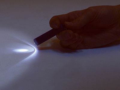 Брелок-фонарик Retro