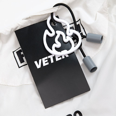 Пара наконечников для шнурка Tizzle, серый