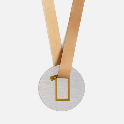 Медаль Fundo, серебристая с 3D-подвеской Symbol, цифра 1 (Серебристый) Медаль Fundo, серебристая с 3D-подвеской Symbol, цифра 1 (Серебристый)