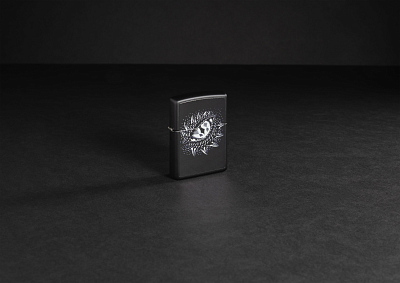 Зажигалка ZIPPO Dragon Eye с покрытием Black Light, латунь/сталь, черная,матовая 38x13x57 мм
