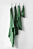 Спортивное полотенце Atoll Medium, темно-зеленое - Фото 5