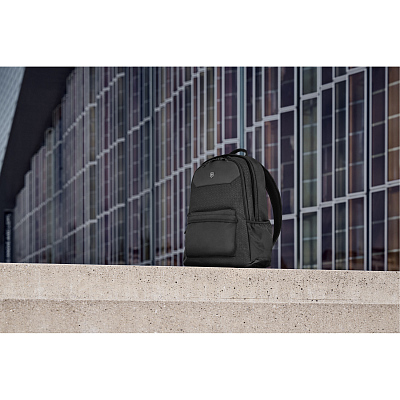 Рюкзак VICTORINOX Altmont Original Standard Backpack, чёрный, 100% полиэстер, 31x23x45 см, 25 л
