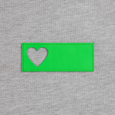 Лейбл из ПВХ с вырубкой «Сердце», зеленый неон