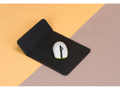 Коврик для мыши с беспроводной зарядкой Mist