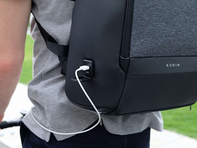 Водостойкий антикражный рюкзак FlexPackPro для ноутбука 15.6