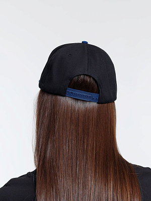 Бейсболка Foreside с прямым козырьком, черная с синим