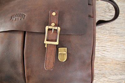 Сумка KLONDIKE «Barry», натуральная кожа в темно-коричневом цвете, 40 х 31 х 10 см