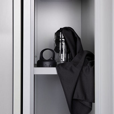 Охлаждающее полотенце Frio Mio в бутылке, черное