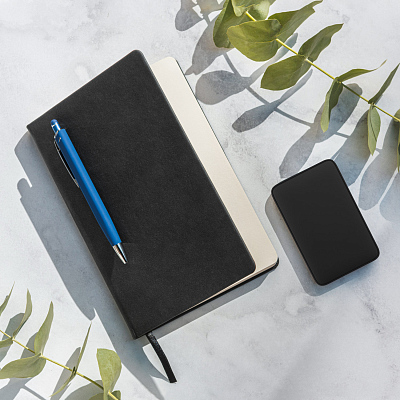 Ежедневник Stella недатированный с магнитом на обложке, черный