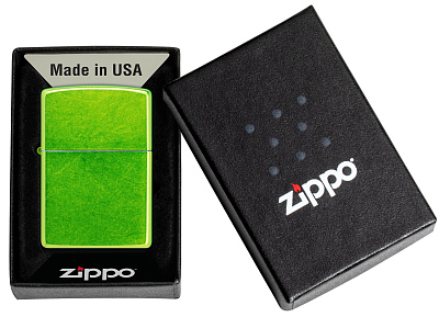 Зажигалка ZIPPO Classic с покрытием Lurid™, латунь/сталь, зеленая, глянцевая, 38x13x57 мм