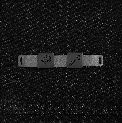 Лейбл кожаный Beta, XS, серый