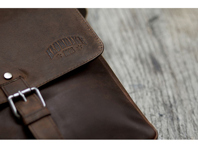 Сумка через плечо DIGGER Erin