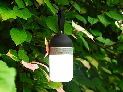 Беспроводная колонка Lantern со встроенным светильником, IPX4 (Черный/серебристый/белый)