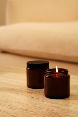 Свеча ароматическая Calore, кедр и кожа