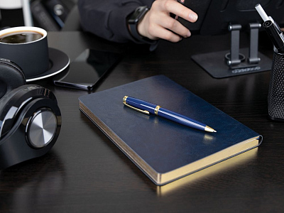 Ручка шариковая Letra Gold, глянцевая, темно-зеленая