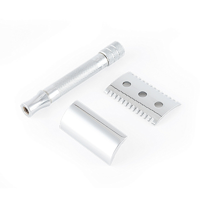 Cтанок Т-образный для бритья MERKUR 15C, глянцевое хромированное покрытие, открытый зубчатый гребень, короткая ручка, лезвие в комплекте (1 шт)